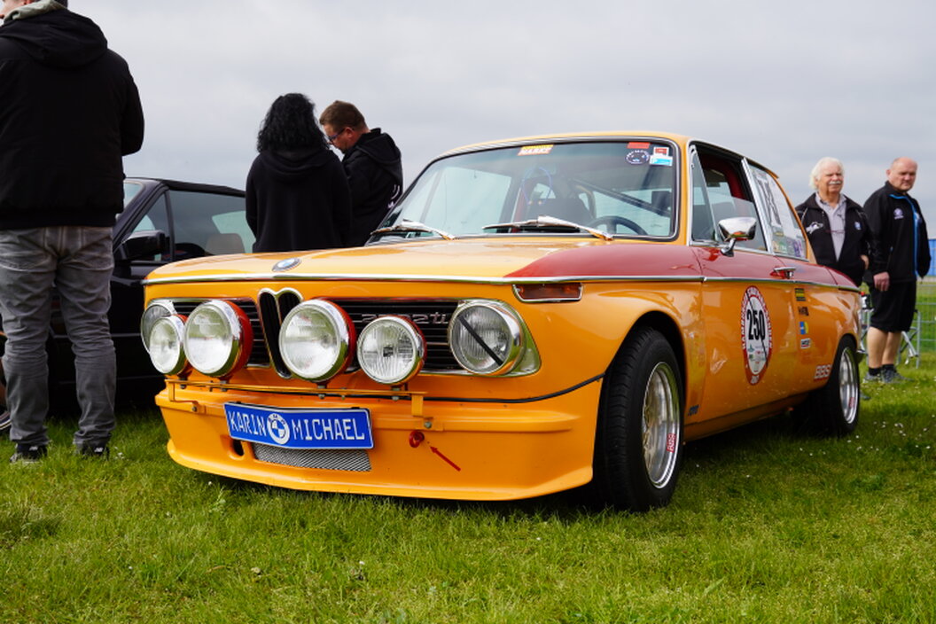 BMW im Motorsport- und Tuning-Stil